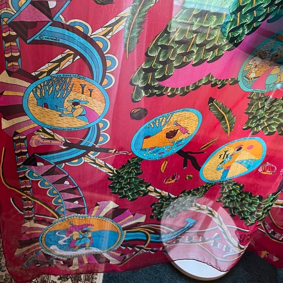 Hermes Scarf. ‘L'Ombrelle Magique’. 100% Muslin Silk. Very Large. Pierre Marie. - Picture 10 of 16